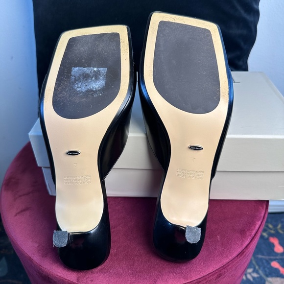 Tony Bianco Asar Sandal in Black Hi Shine slip on kitten heel leather - Picture 7 of 9